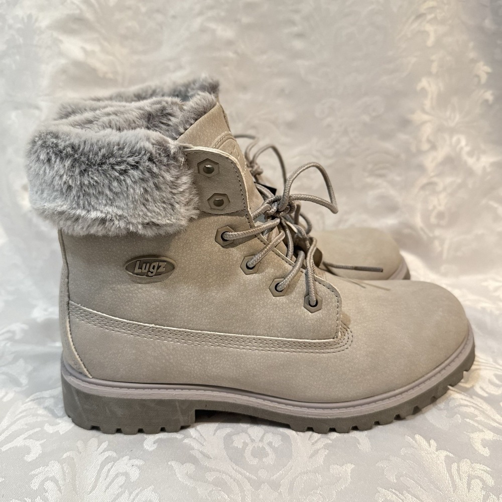 Lugz Women's Convoy Fur boots, lace-up soft faux-fur collar NWT Sz 8 Light gray
